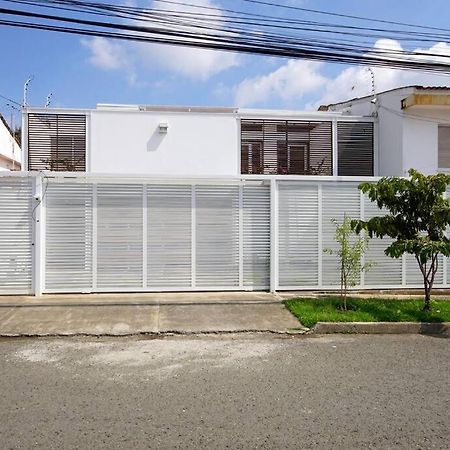 Casa Ilana Ciudad Jardin Villa Cali Luaran gambar